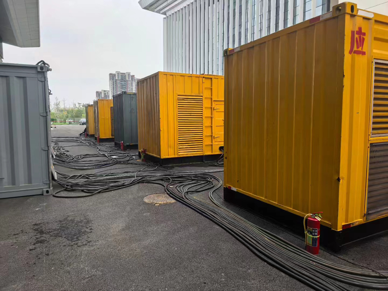 环翠不同季节柴油发电机组保养有哪些注意事项?