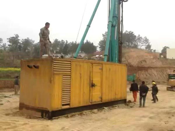 环翠如何判断水冷式机油散热器密封件是否需要更换？
